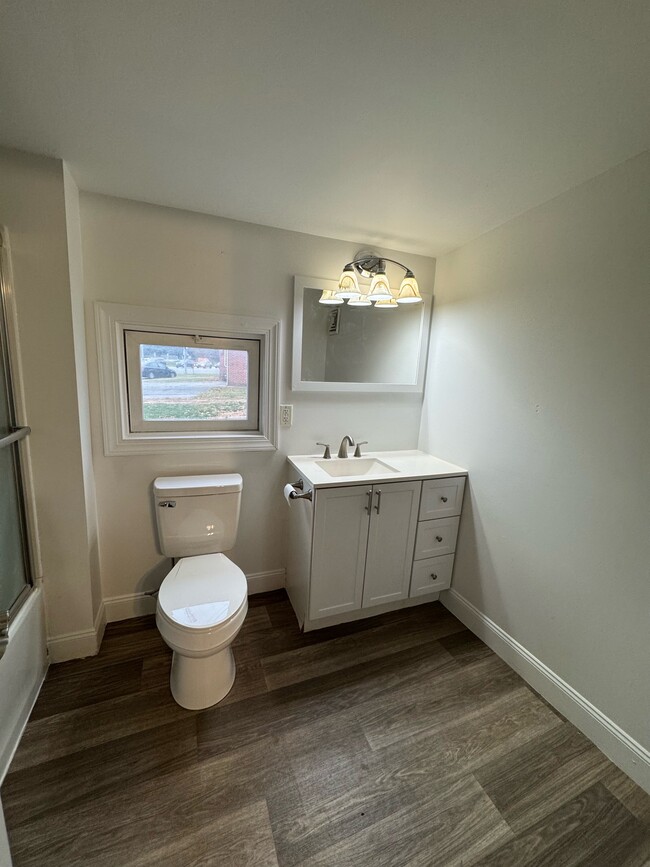 Building Photo - 2141 Brougher Ln