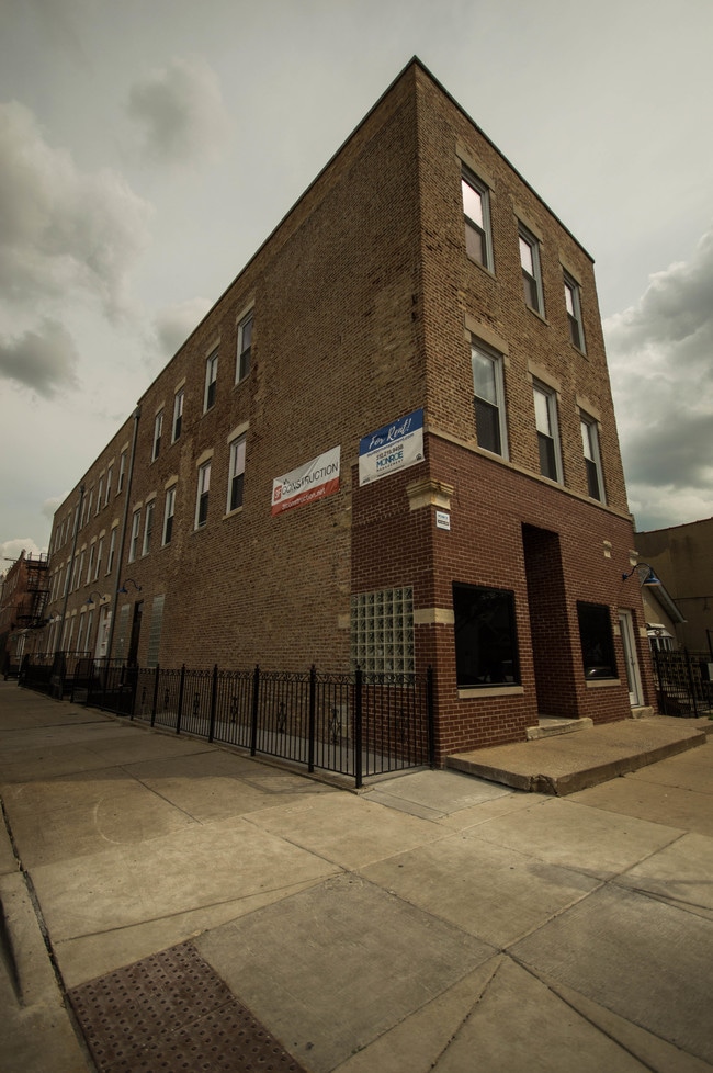 1756 West 21st Place Exterior Photo - 1758 W. 21st Pl. / 2115 S. Wood St.