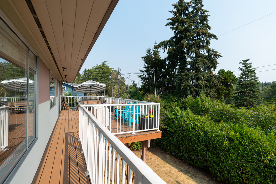 Building Photo - 10242 32nd Ave SW