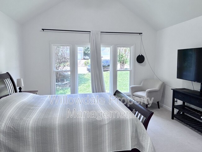 Building Photo - 305 Silvercliff Trail