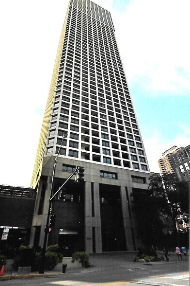 Building Photo - 1030 N State St