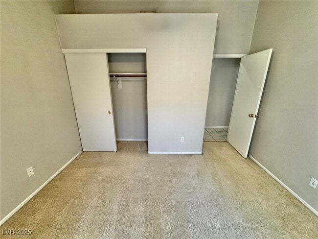Building Photo - 5323 Estornino Ave