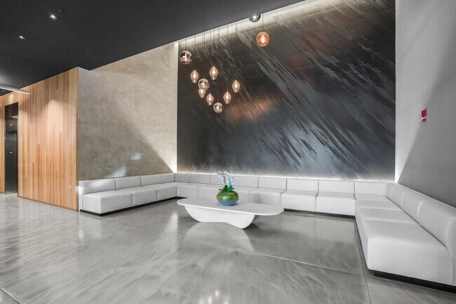 Building Photo - 151 SE 1st St