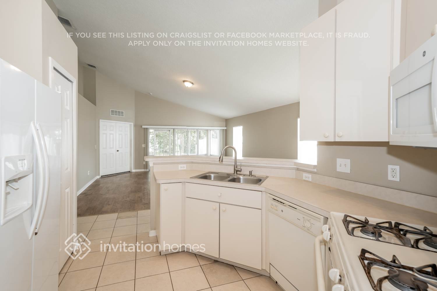 Building Photo - 6718 Cambridge Park Dr