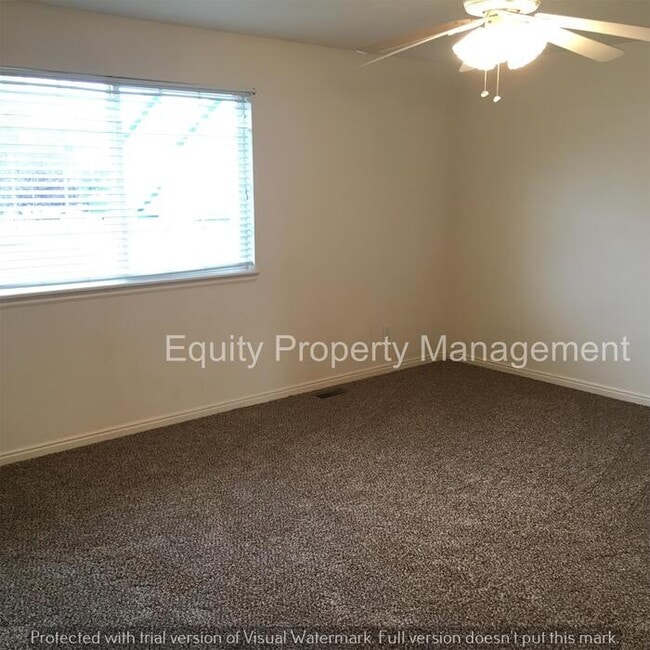 Building Photo - 3 Bedroom home in Midvale