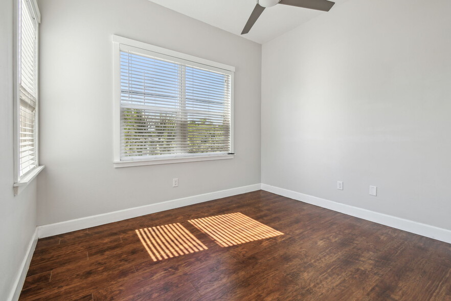 Building Photo - 720 S 22nd St