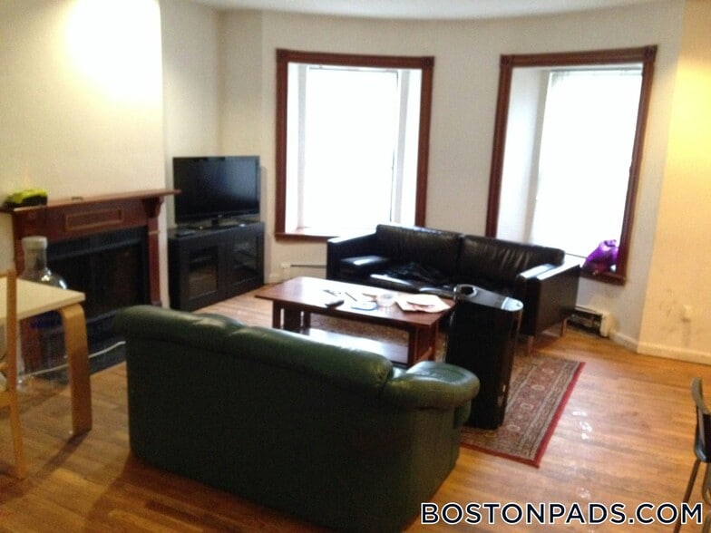 Building Photo - 486 Massachusetts Ave