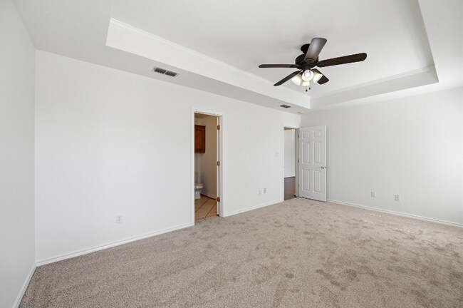 Building Photo - 1303 Cochise Trail