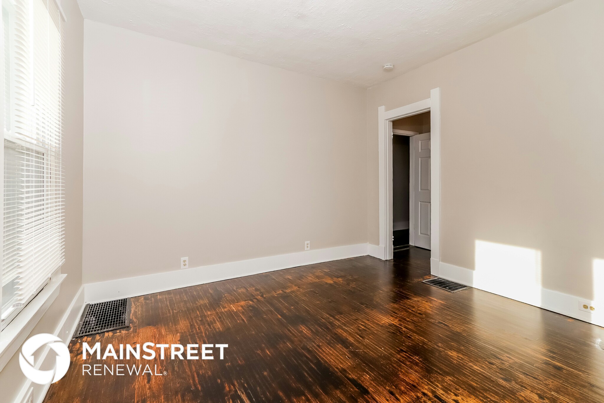 Building Photo - 100 N Longworth Ave