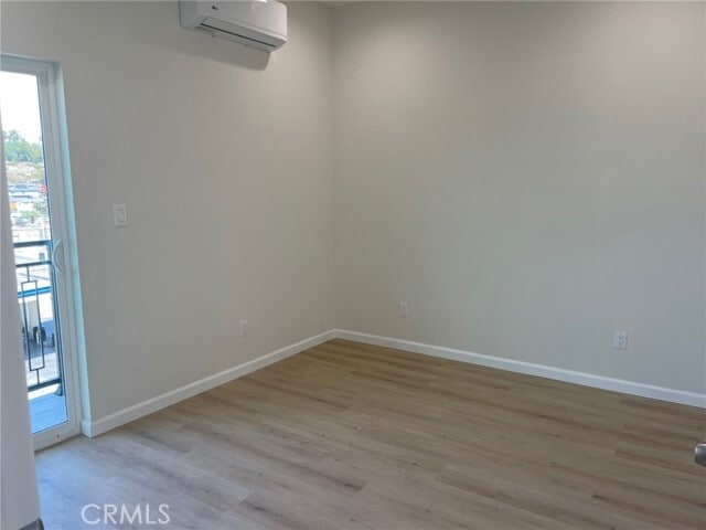Building Photo - 315 N Alvarado St