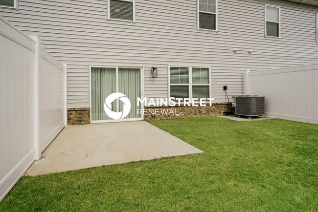 Building Photo - 3 Bedroom Pet-Friendly Home in Jeffersonvi...