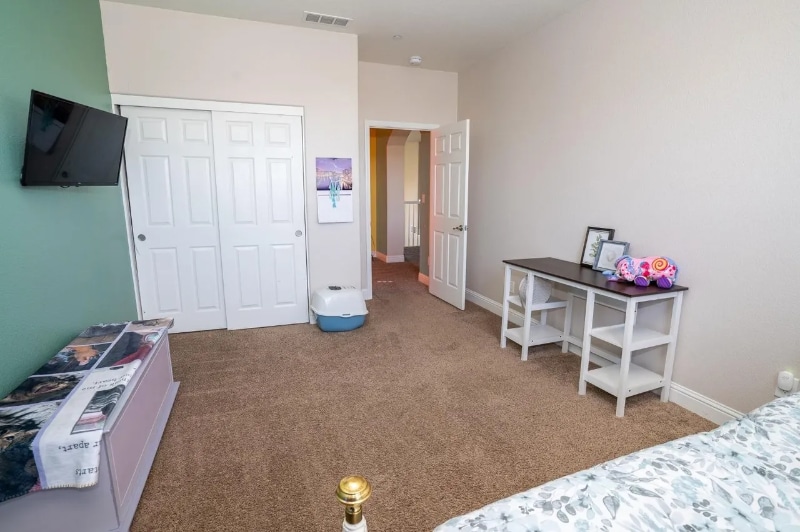 Building Photo - 7269 W Robinwood Ln