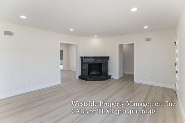 Building Photo - 5838-5840 S. Chariton Ave.