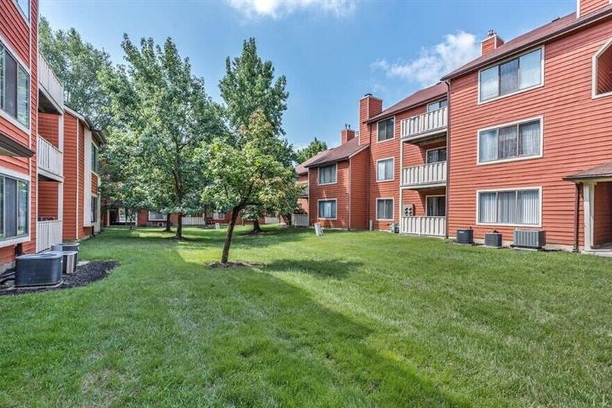 Building Photo - 2514 Sussex Ct