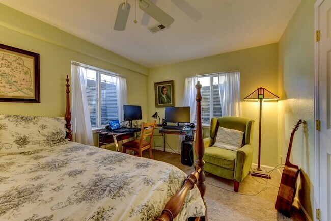Building Photo - Stunning Upgraded 5BR 4BA Lafayette Home Near Coal Creek Trail & Hwy 287**