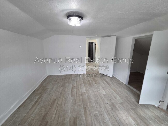 Building Photo - 7721 W Ranken Ave