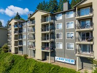 Building Photo - Bayview West Apartments