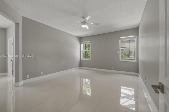 Building Photo - 5285 NW 112th Terrace