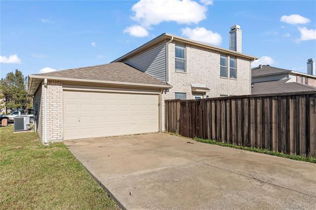 Primary Photo - 1543 Englewood Dr