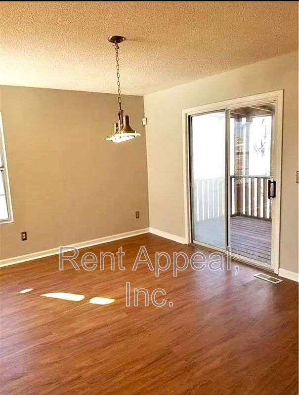 Building Photo - 4143 Lake Mist Dr NW