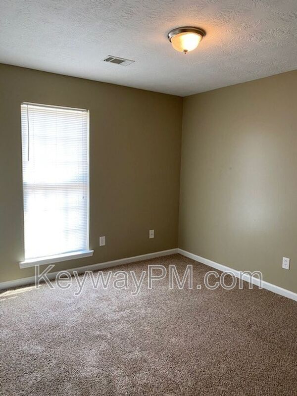 Building Photo - 3612 Pebble Creek Dr