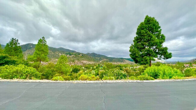 Building Photo - Light, Bright, and Freshly Updated Home in the Gated & Desirable Champagne Village 55+ Community!