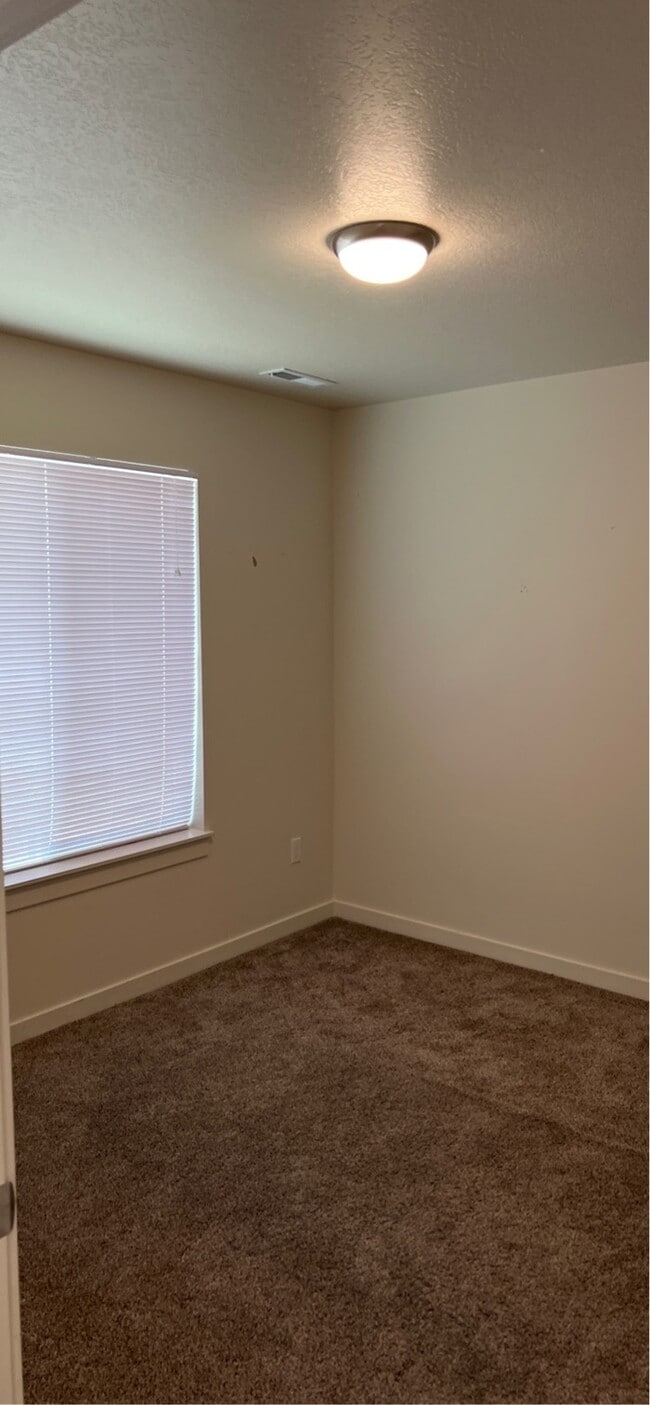 Building Photo - 2019 Locust St