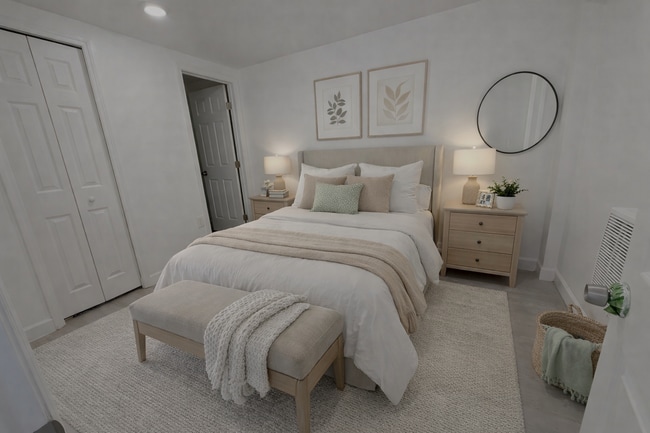 Building Photo - 336 W 18th St