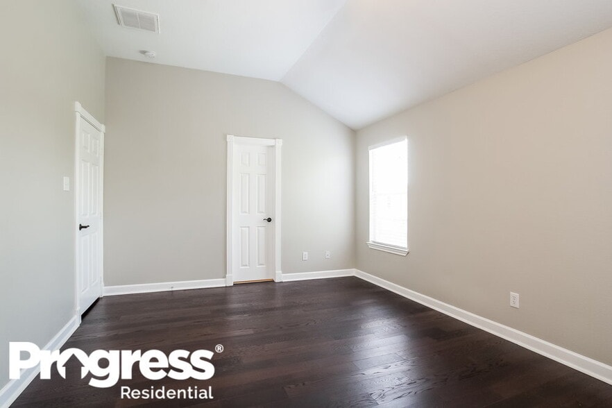 Building Photo - 7322 Fox Forest Tr