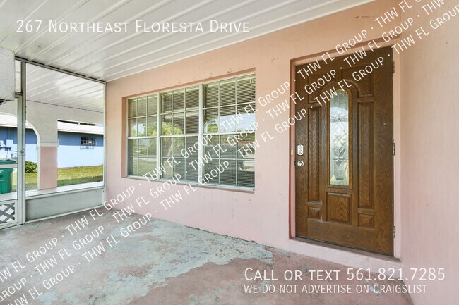 Building Photo - 267 NE Floresta Dr