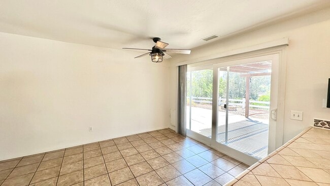Building Photo - Awesome Single-Story Ranch-Style Home with...