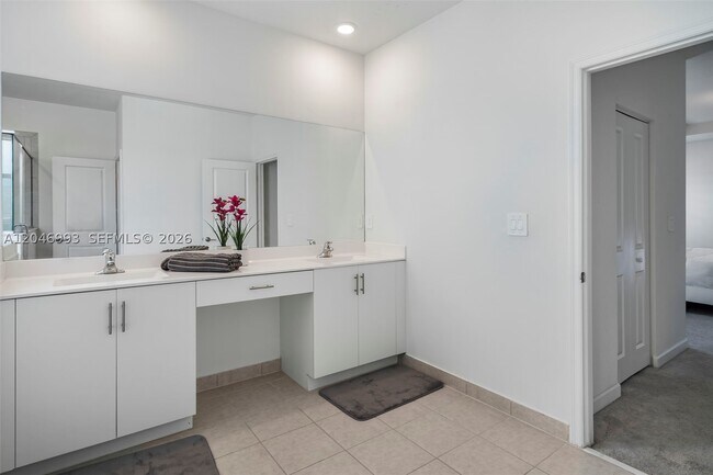 Building Photo - 21189 SW 127th Ave