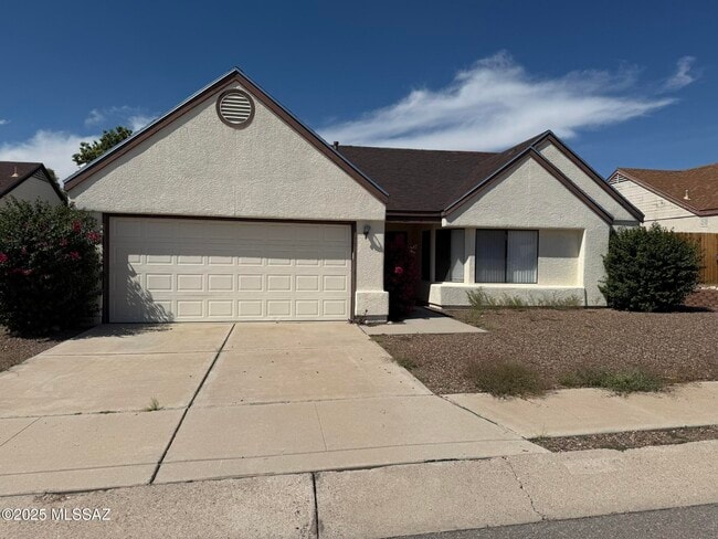 Building Photo - 4420 W Rockwood Dr