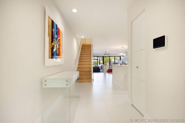 Building Photo - 424 Hendricks Isle