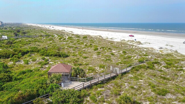 Building Photo - 210 Ocean Hibiscus Dr