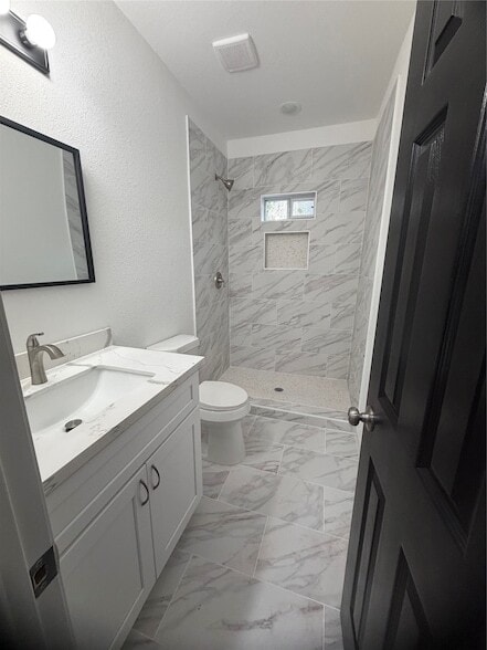 Building Photo - 711 Staitti St