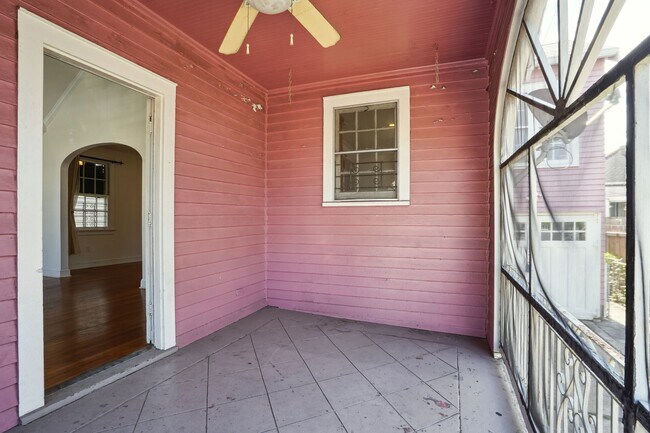 Building Photo - 3115 Nashville Ave
