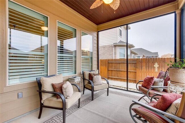 Building Photo - 3124 Pablo Way