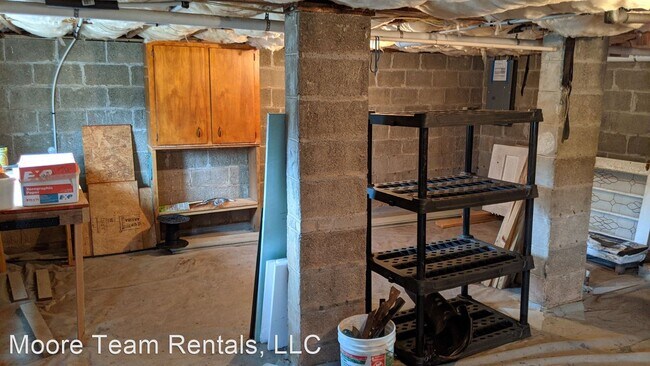 Building Photo - 1 br, 1 bath House - 114 Bumont Drive