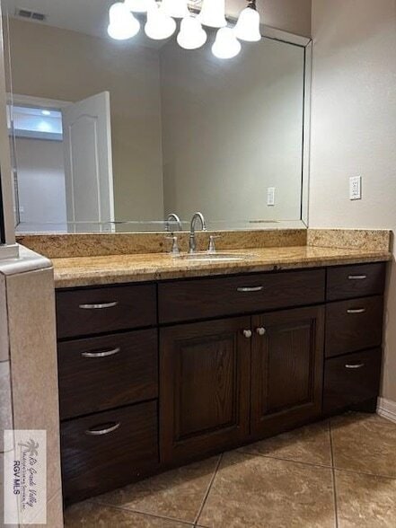 Building Photo - 6654 Pino Azul Dr