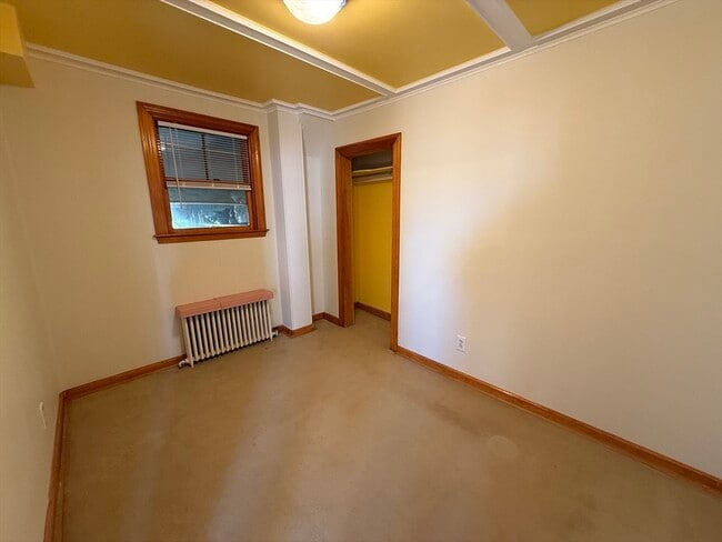 Building Photo - 38 Friend St