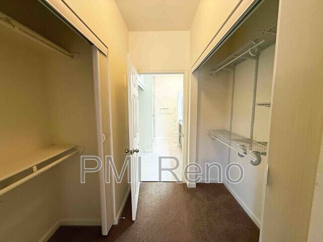 Building Photo - 900 S Meadows Pkwy