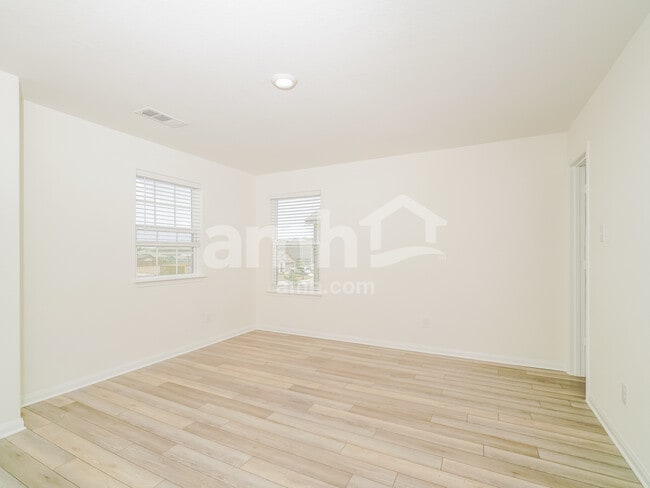 Building Photo - 1283 Treeta Trail