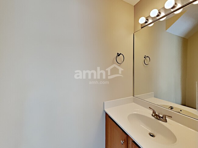 Building Photo - 2927 Painted Pony Dr