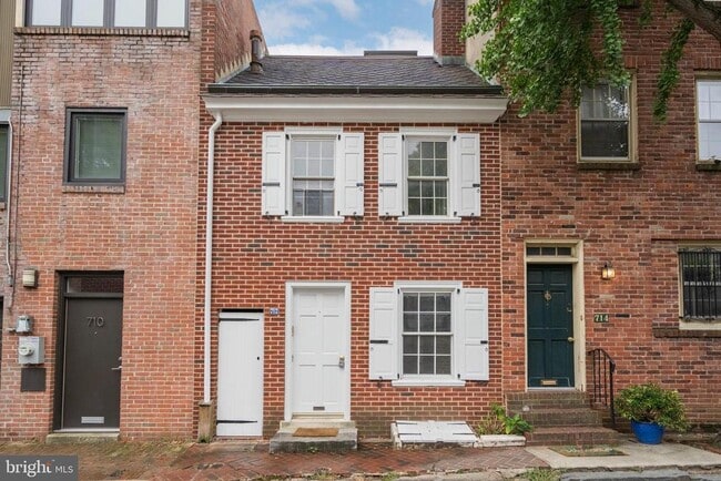 Building Photo - 712 Addison St
