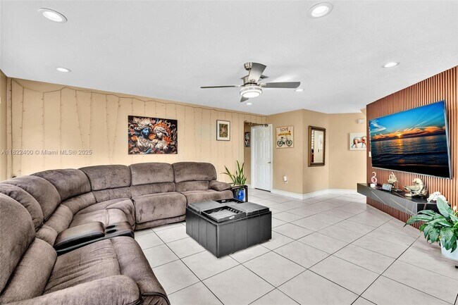 Building Photo - 16408 Sapphire Pl
