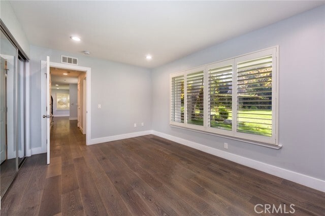 Building Photo - 4752 Del Moreno Dr