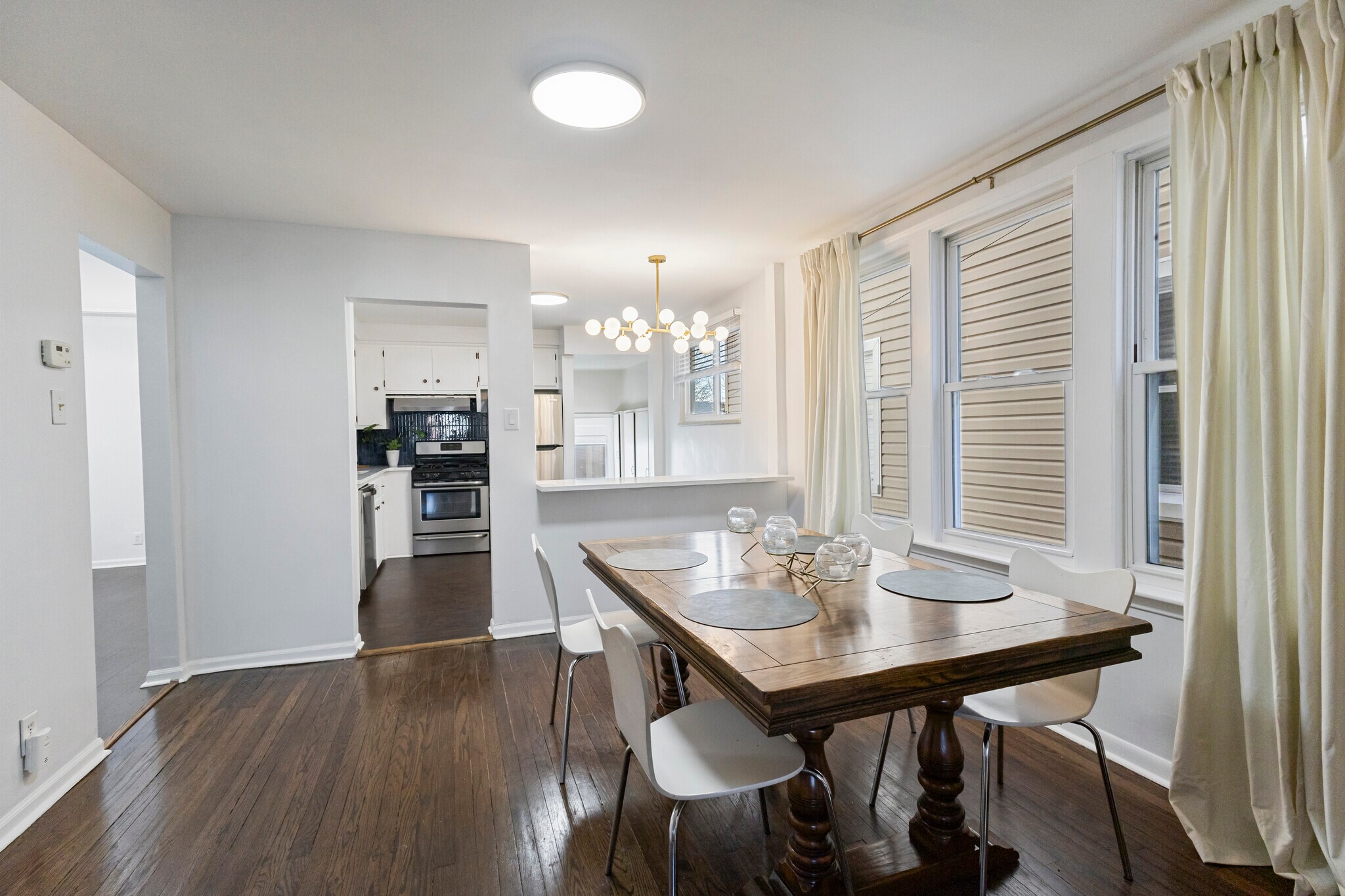 Building Photo - 1354 Maryland St