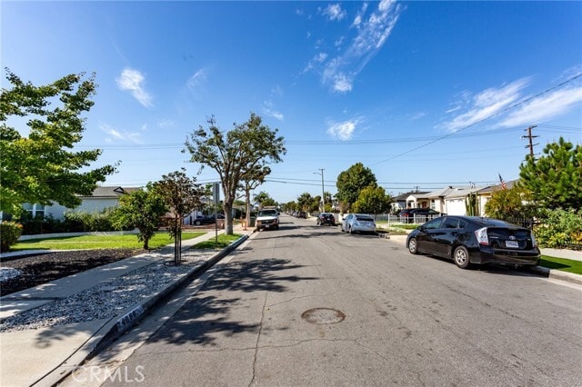 Building Photo - 4868 W 133rd St