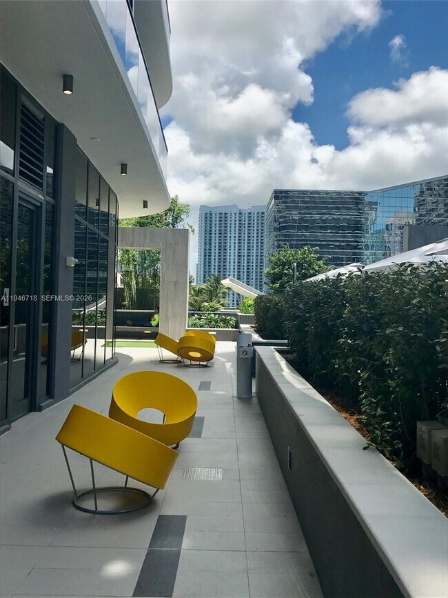 Building Photo - 55 SW 9th St